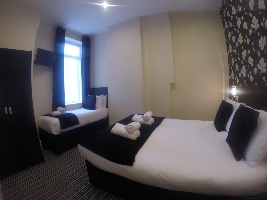 Happy Return Hotel Blackpool Exteriör bild
