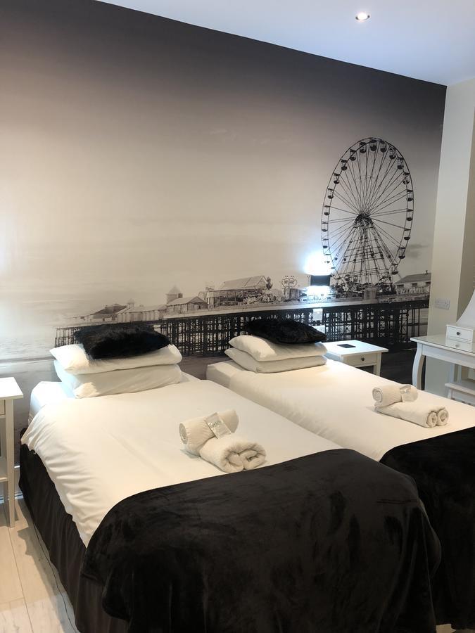 Happy Return Hotel Blackpool Exteriör bild